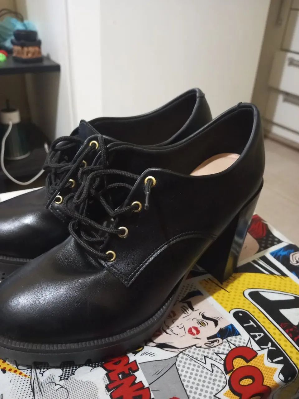 Sapatos e sandálias  - Foto 5