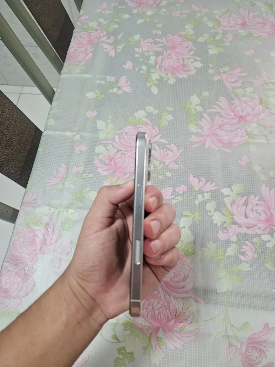 iPhone 16 PRO - Foto 3