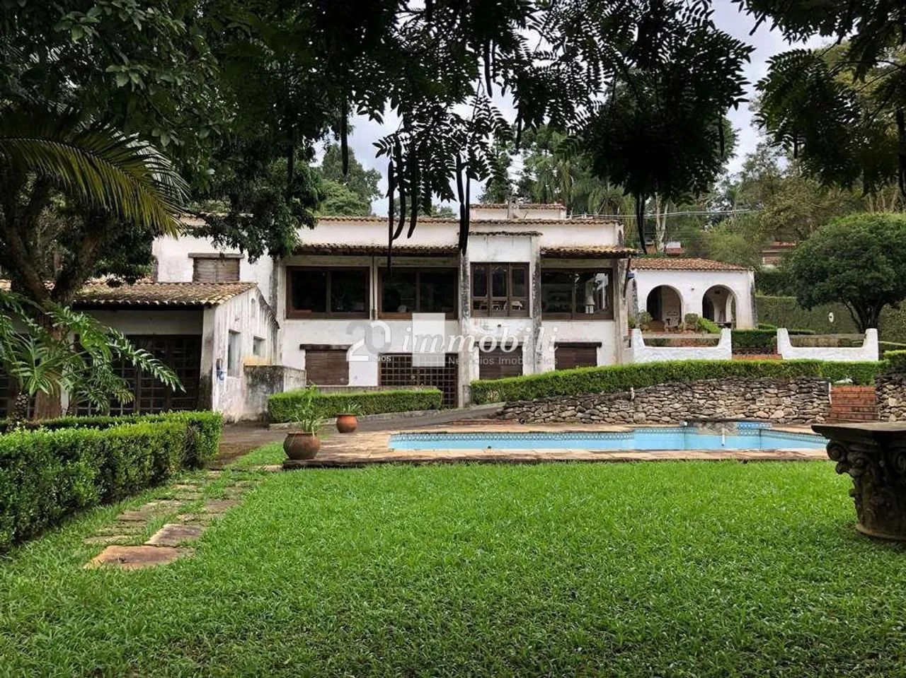 Casa à venda em Cotia, Granja Viana, com 4 quartos, com 800 m²