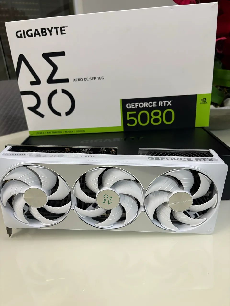 RTX 5080 AERO SFF 16gb  - Foto 4