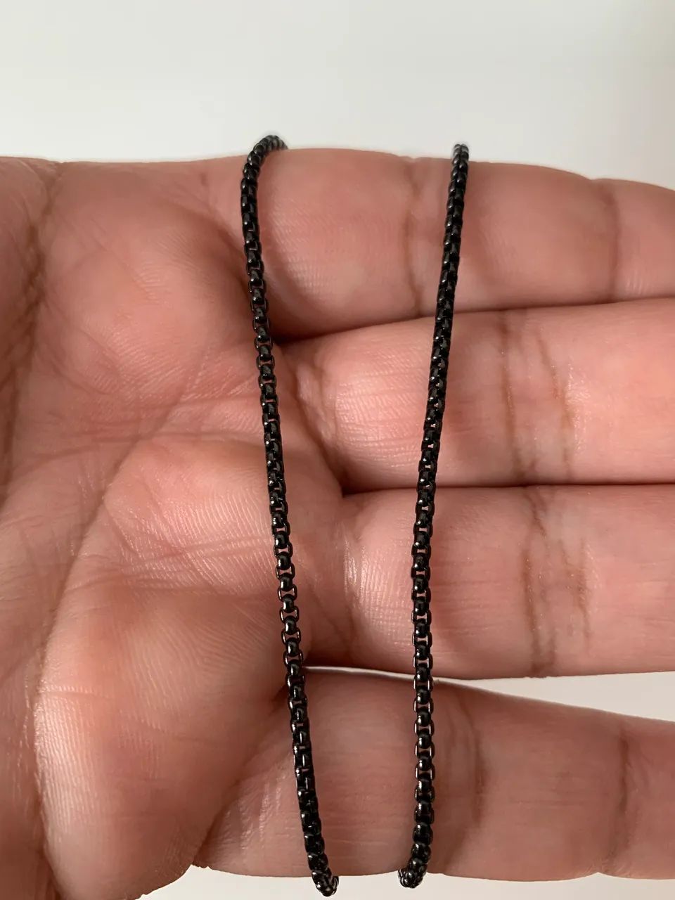 Colar preto com pingente  - Foto 2