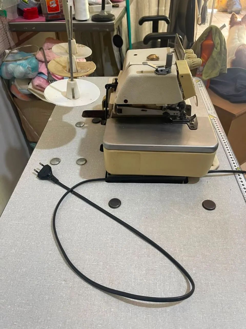 Máquina overloque  - Foto 4