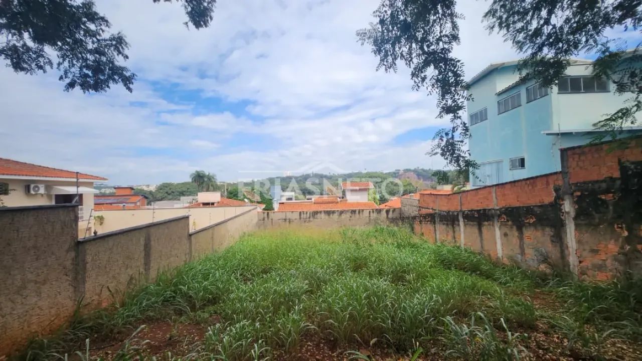 Terreno no Bairro Nova Piracicaba - Rua dos Maçons