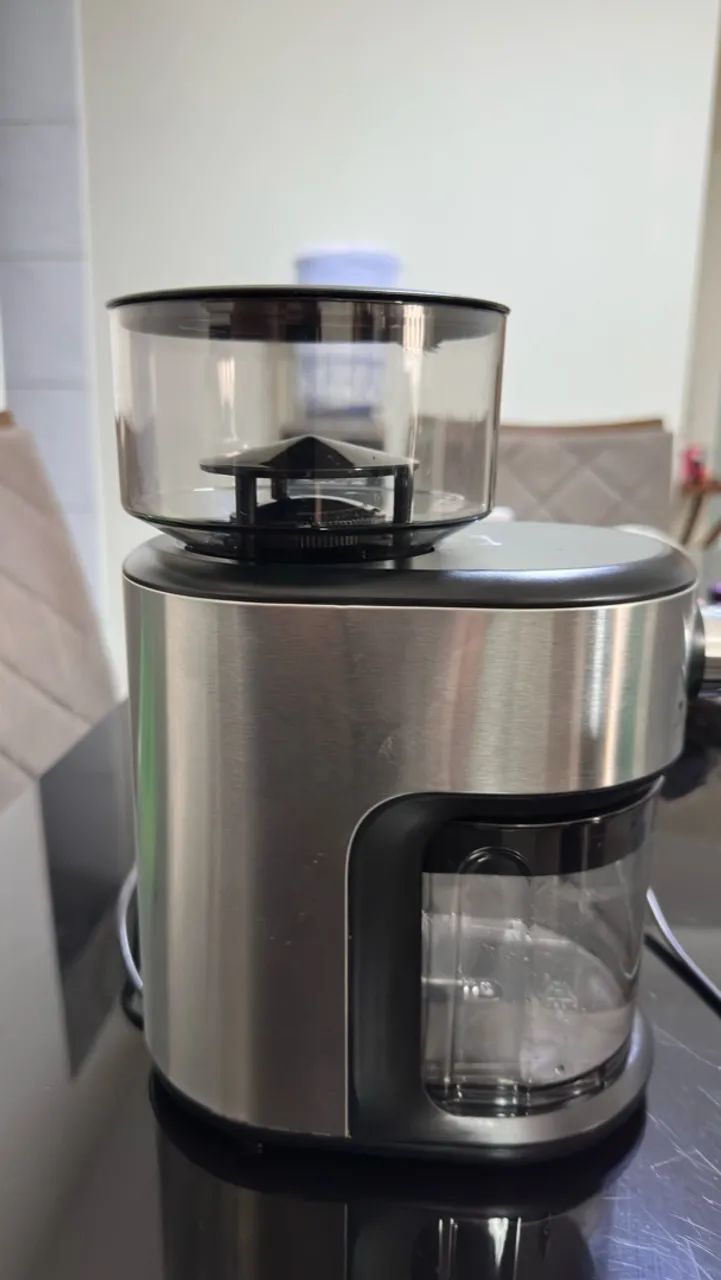 VENDO MOEDOR DE CAFÉ AUTOMÁTICO OSTER - Foto 2