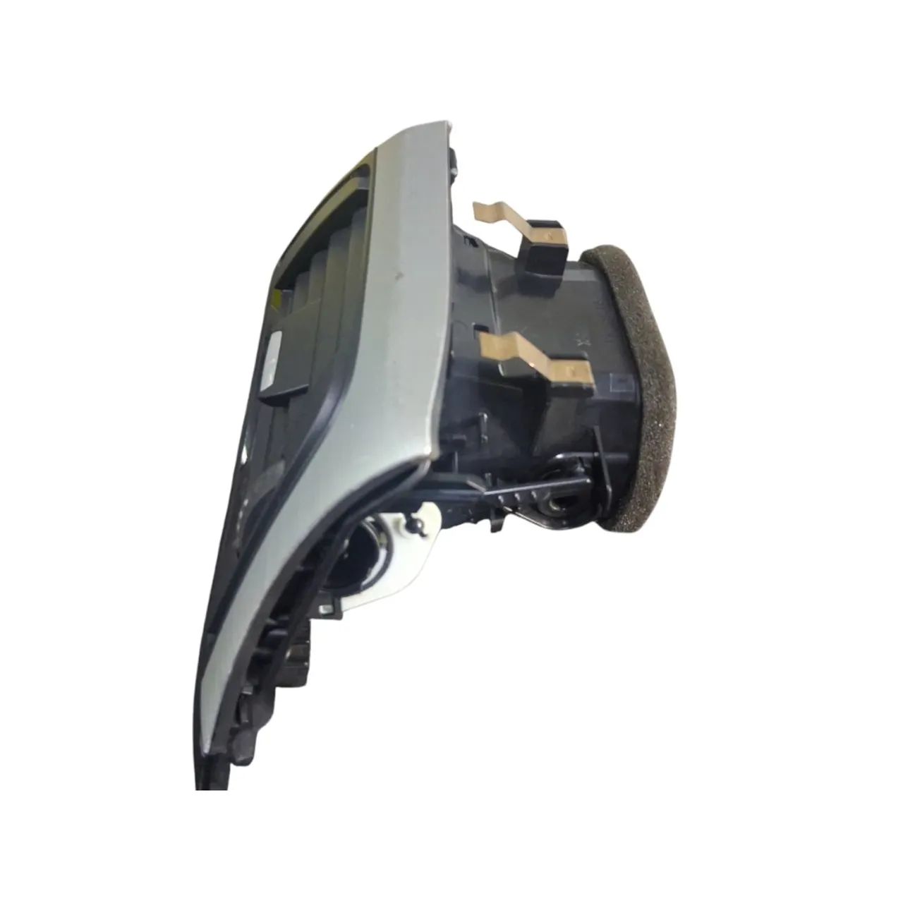 Difusor Ar Esquerdo Bmw 320i 2013/2018 - Foto 2