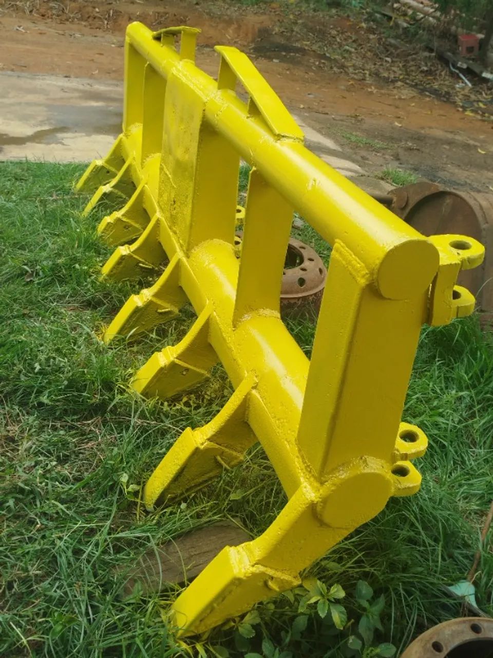 Ancinho para trator D30