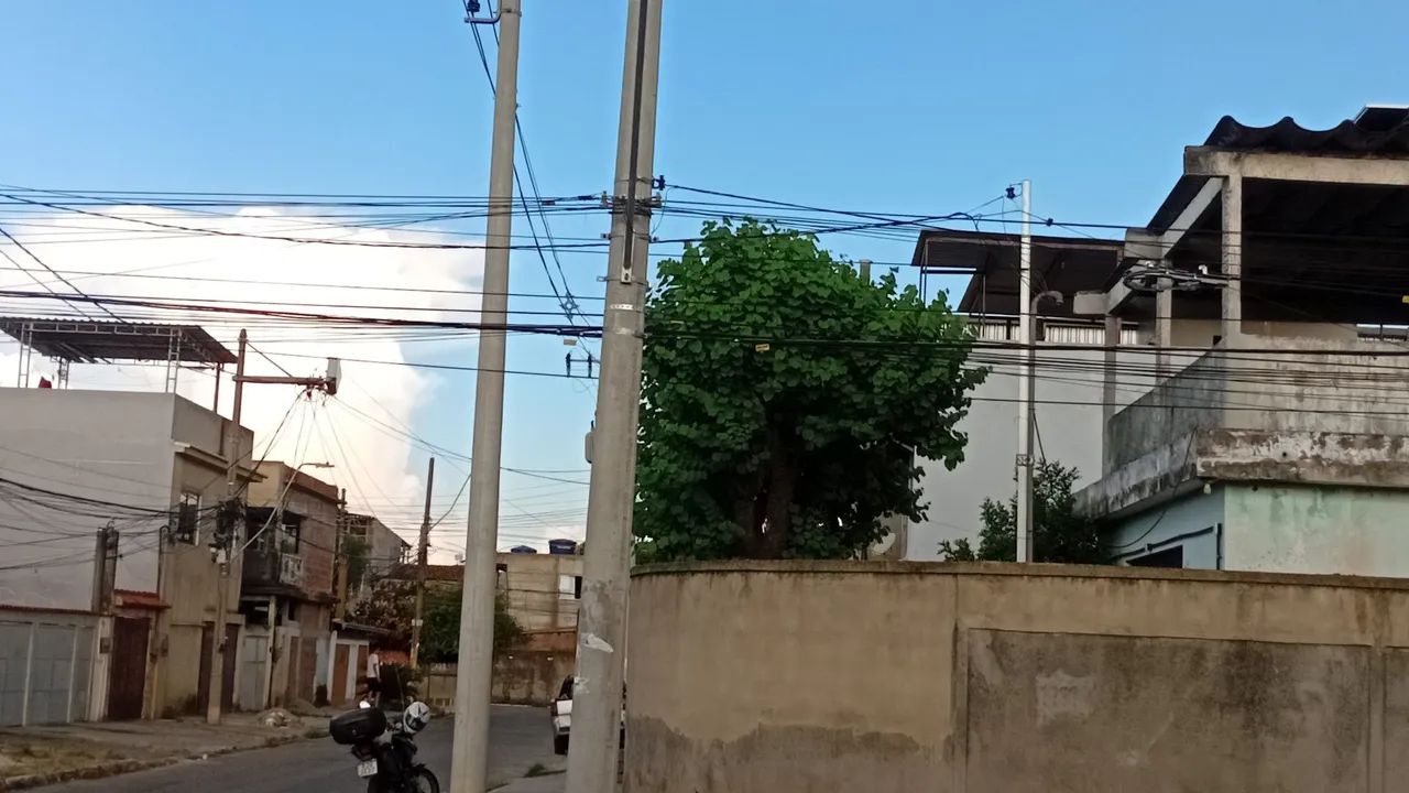 POSTE DE 6 METROS INSTALADO 750 REAIS  - Foto 5