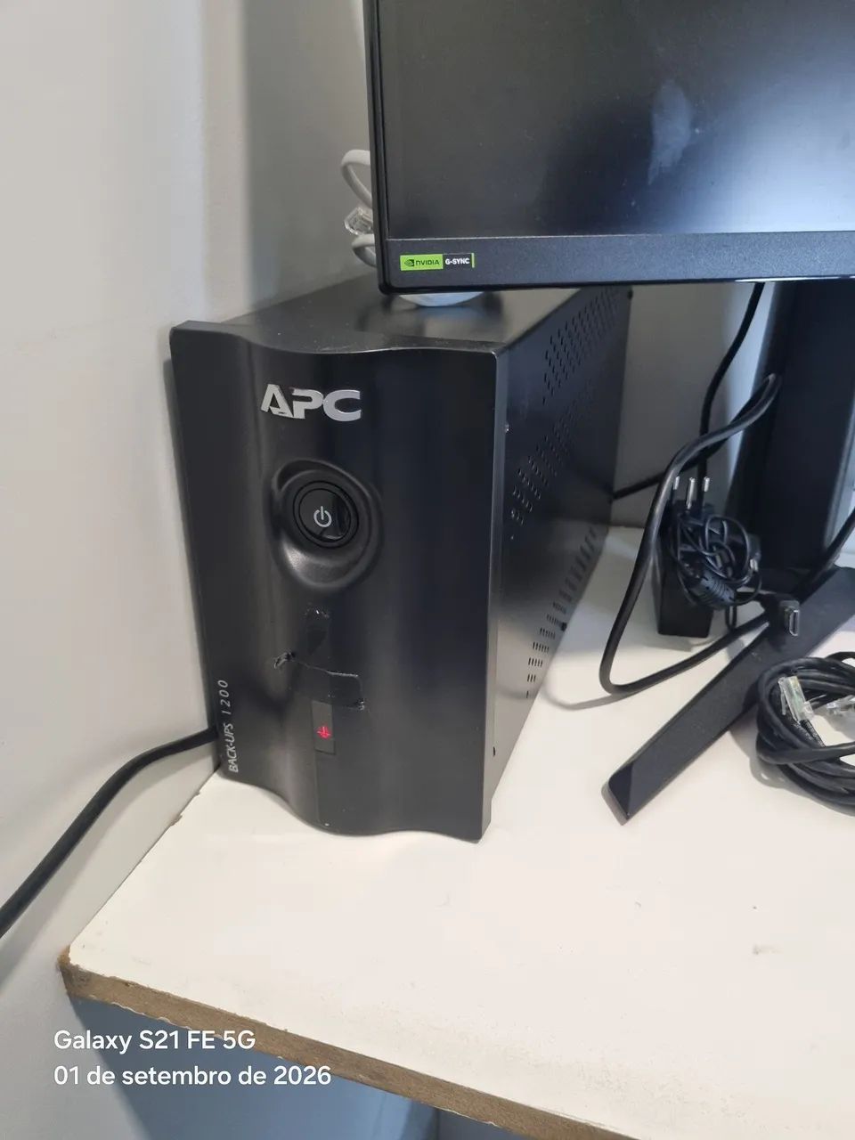 No-break APC Bivolt 1200v<br><br>1200va <br><br>BIVOLT