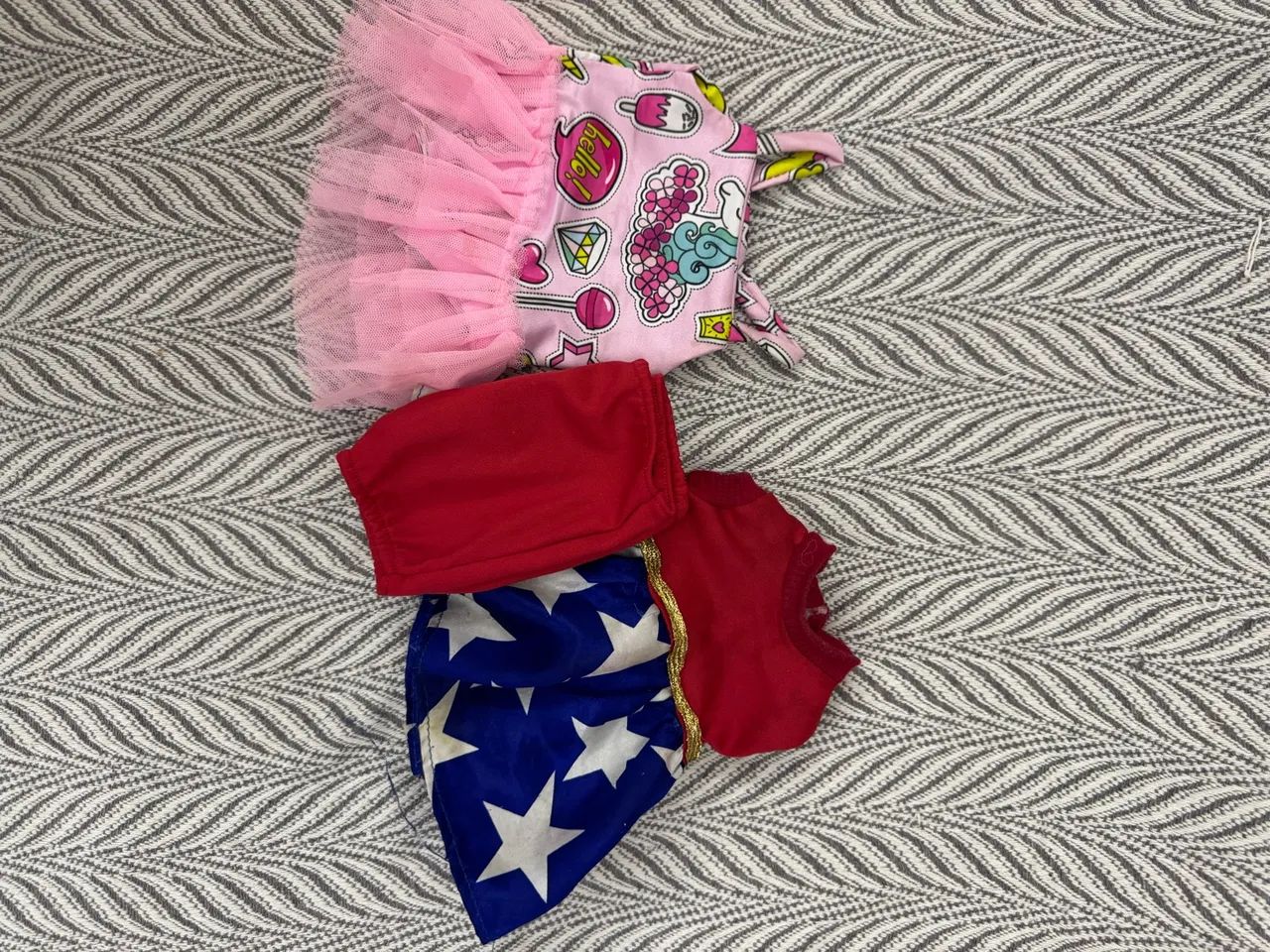 Roupinhas para bonecas bebê reborn  - Foto 4