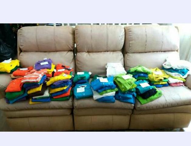 Lote de 94 Polos Femininas Marcas Famosas - Foto 3