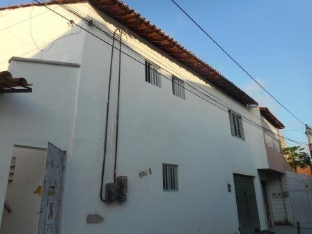 Casa com 2 suítes na Parangaba