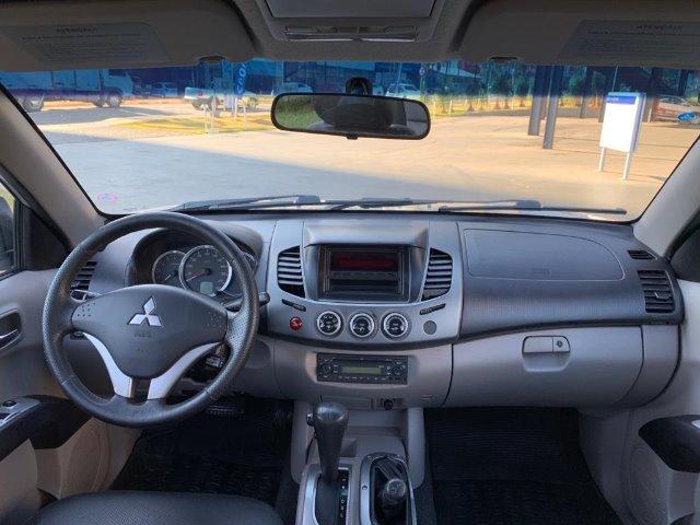 Mitsubishi L200 Triton 3.2 HPE 4X4 Aut 2010/2010 - Foto 7