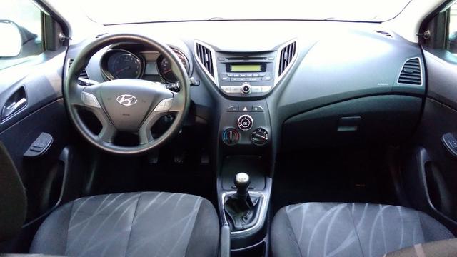 Hyundai Hb20 2015 Completo 1.0 Branco Controle Volante Flex Pneus novos - Foto 8