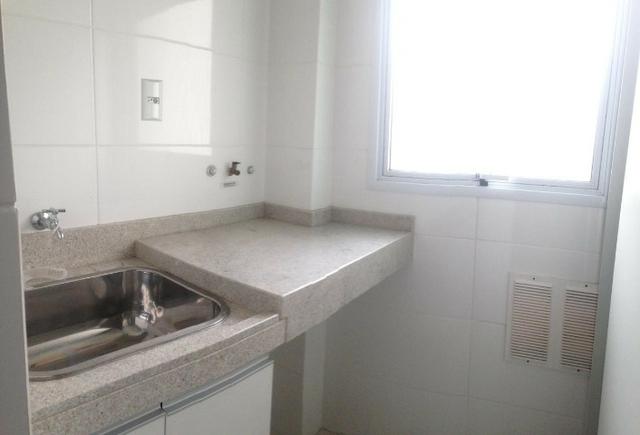 Apartamento 2 dormitórios sendo 1 suíte, em ótima localização no centro!! - Foto 6