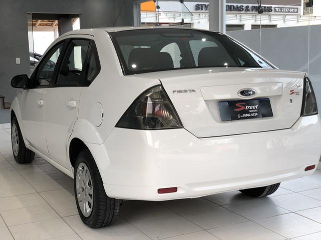 Fiesta 1.6 sedan 2013 Class Completo , excelente estado - Foto 5
