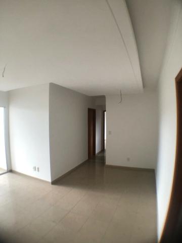 Apto 3 qtos , 3 suítes 2 vagas , Porcelanato, A/c Financiamento, Aceita carro Entrada - Foto 12