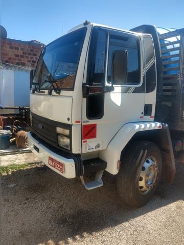 Cargo 1622 truck ano 2000 carroceria aberta - Foto 2