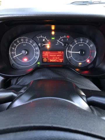 Fiat Linea HLX 1.9 Dualogic - Foto 16