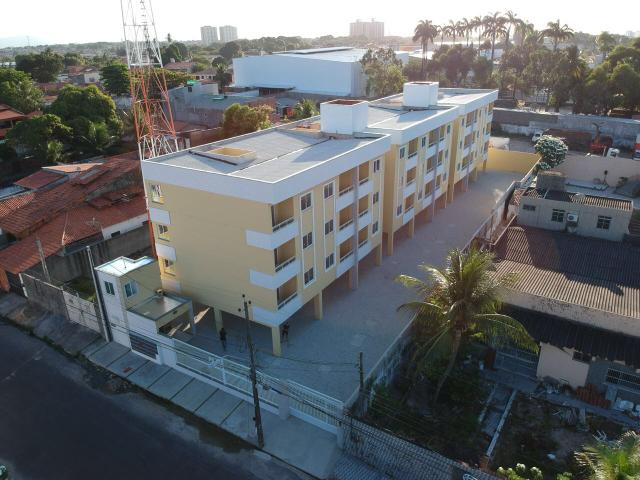 Aluga-se apartamento na Parangaba