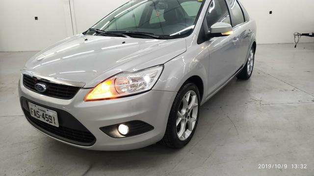 Focus sedan 2012 faço no dinheiro 28,000 - Foto 8