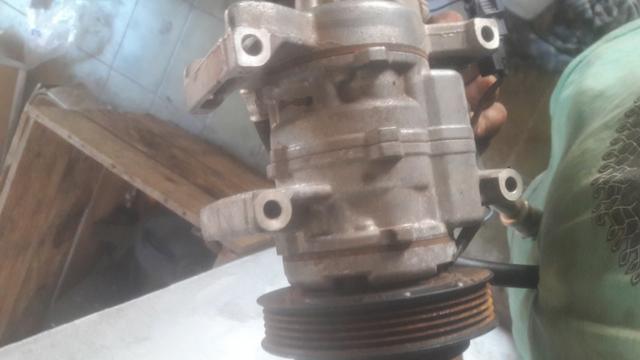 Alternador e comprensor ar condicionado honda