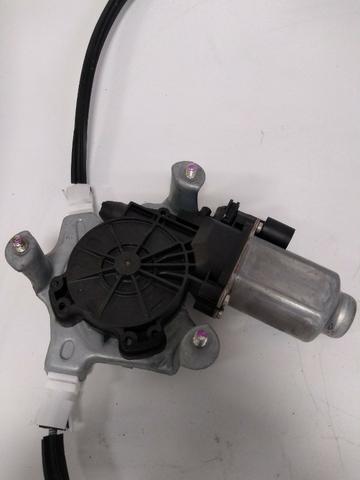 *6 Maquina Vidro Eletrico Direita C/ Motor Clio 2p - Foto 2