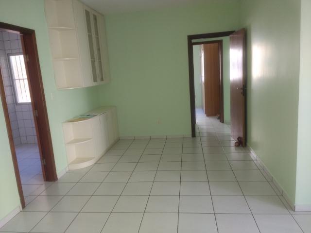 Apartamento 3/4 1 suíte com excelente localização-Residencial Quebec
