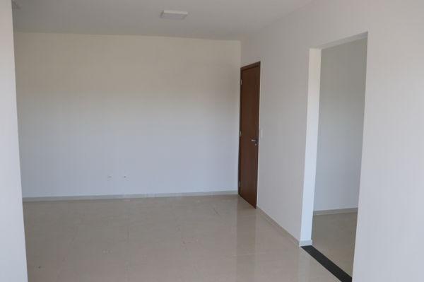 Apartamento com 3 quartos no Condomínio Residencial Lakeside - Bairro Residencial Itaipu - Foto 16