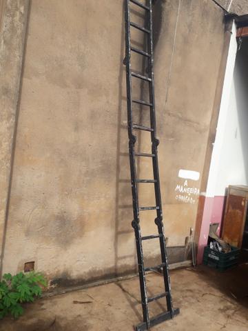Vendo escada multifuncional de 4 metros - Foto 5