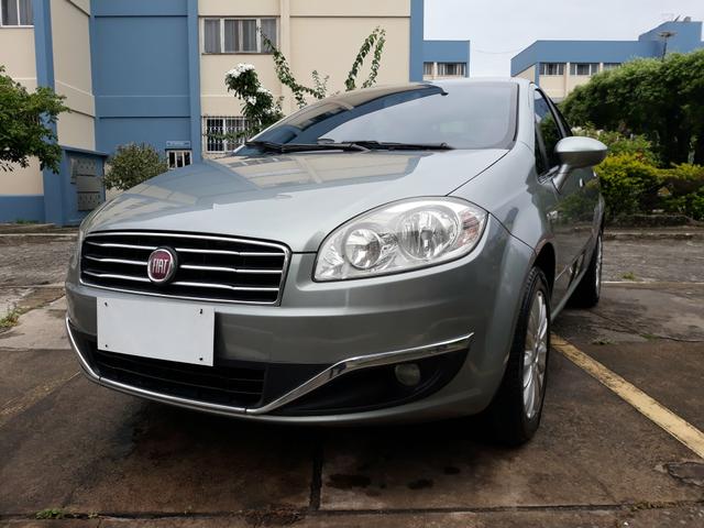 Linea Essence 1.8 2015(Manual/Super novo)