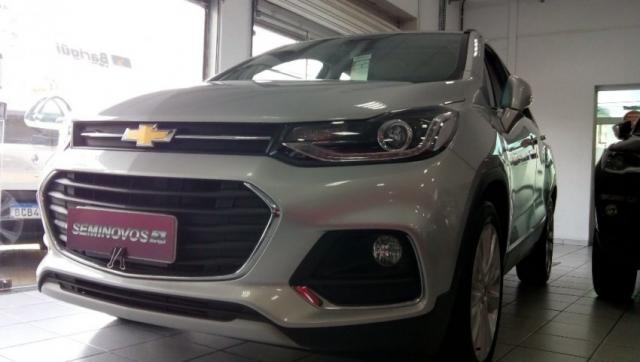 CHEVROLET TRACKER PREMIER 4X2 1.4 TURBO AT6 Prata 2017/2018 - Foto 2