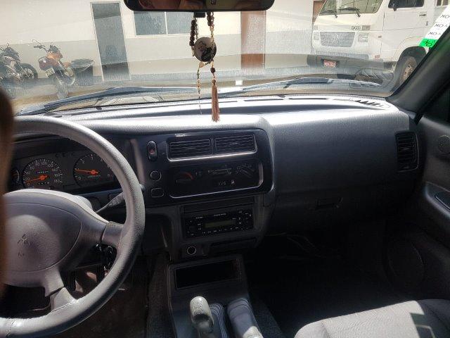 L200 4x4 Outdoor em perfeito estado - Foto 4