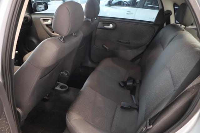 CORSA 1.4 MPFI PREMIUM SEDAN 8V FLEX 4P MANUAL - Foto 11