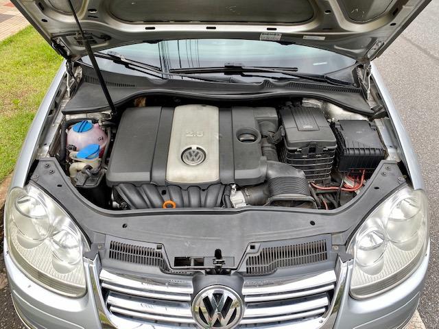 VW Jetta 2.5 automatico / Tiptronic 2008 + Teto solar - Particular - Foto 16
