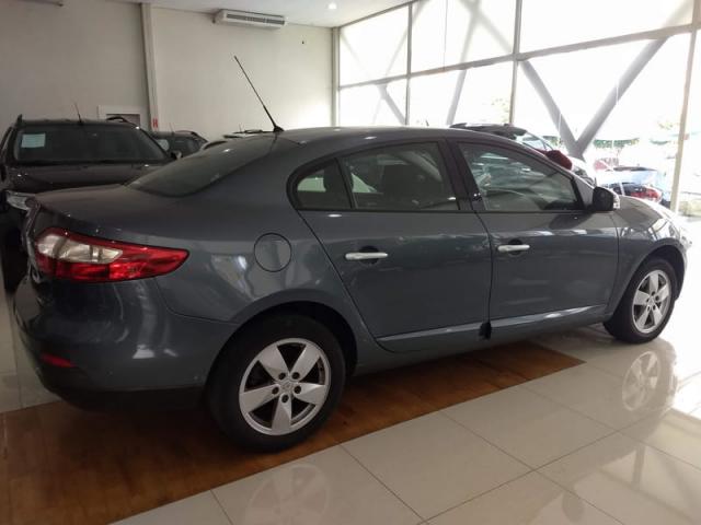 RENAULT FLUENCE 2.0 DYNAMIQUE 16V FLEX 4P MANUAL - Foto 4