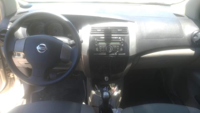 Vendo Livina 1.6 S 2010 - Foto 3