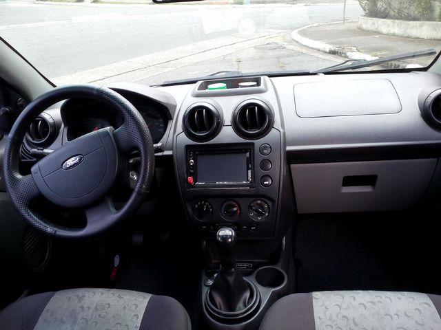 FORD FIESTA 1.0 MPI 8V - Foto 3