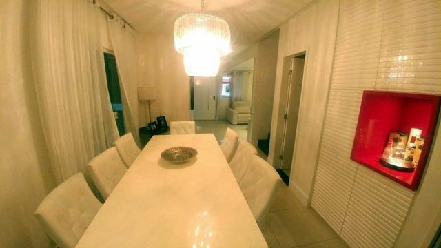 Casa de condominio com 4 suites e segurança 24 horas, bem localizada - Foto 9