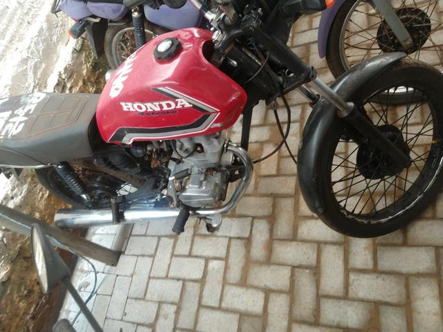 Honda Cg 125 burrao today ML S u c a t a de leilão, inteira e original - Foto 4