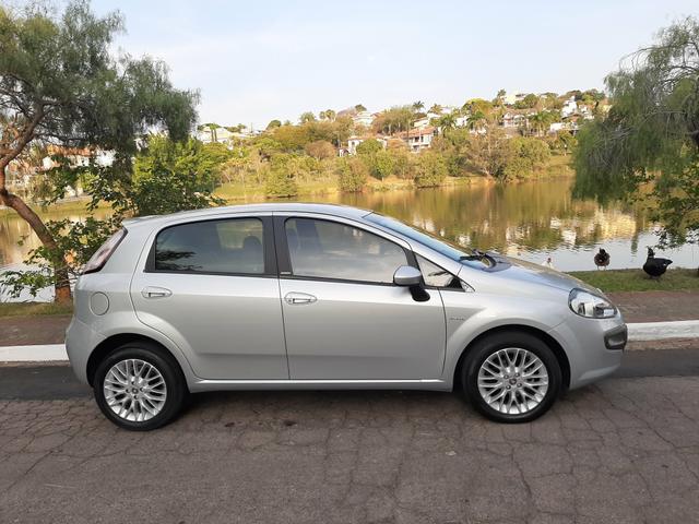 Fiat Punto Essence 1.6 Automatizado. 2013 - Foto 8