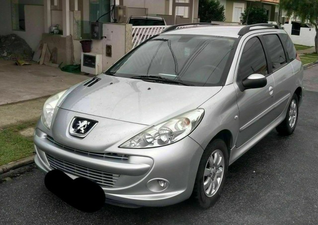 PEUGEOT 207 SW 2013