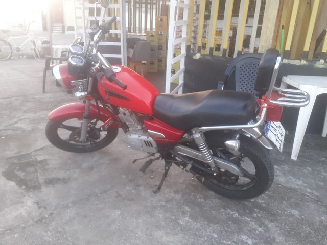 V/T SUZUKI INTRUDER 126 2008  TROCO POR CARRO 