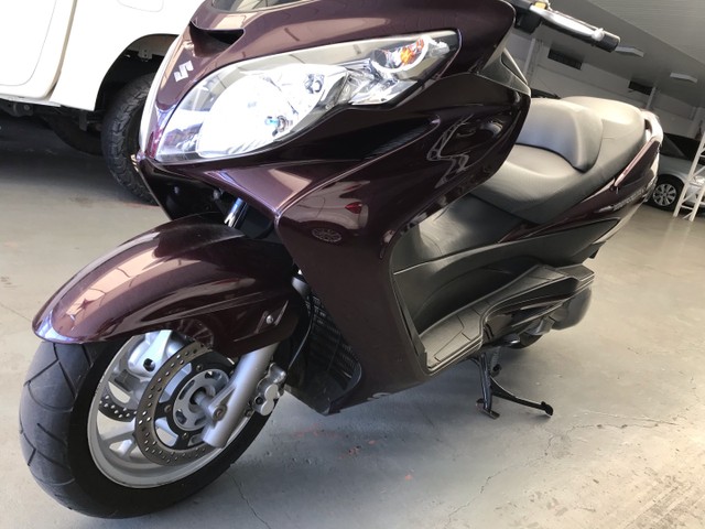 SUZUKI BURGMAM 400