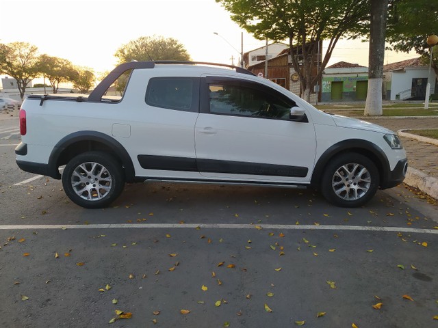 SAVEIRO CROSS 1.6 CD 2015