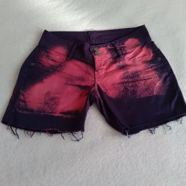Short Jeans Colors Número 38 com 98% algodão 2% elastano