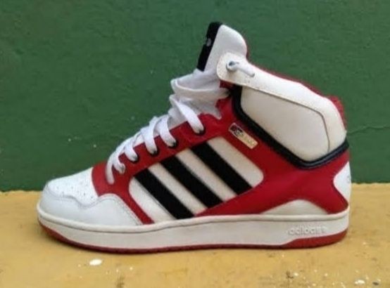 tenis adida botinha