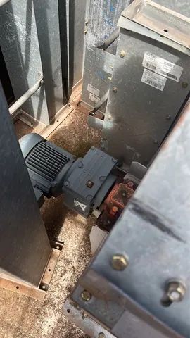 Elevador de grãos semi novo com redutor cão. 20ton - Foto 3