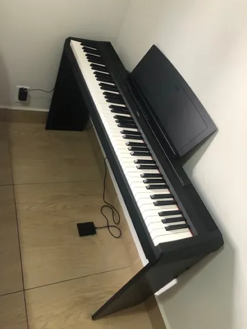 Teclado de piano eletrônico para tocar e gravar música em estúdio