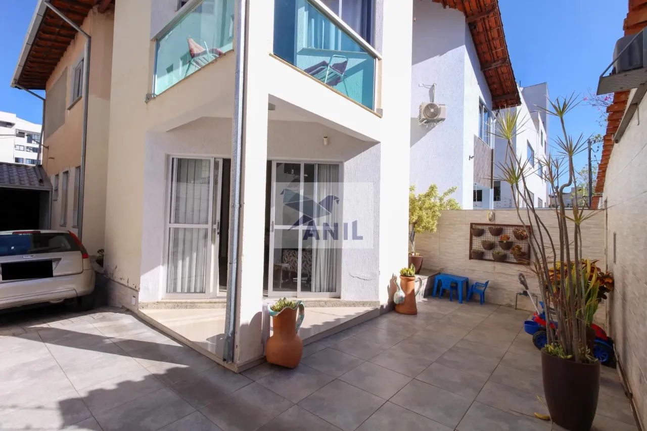 Casa à Venda em Dona Clara - 3 Dorms, R$ 1.050.000 - Foto 2