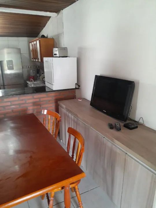 Temporada em casa aconchegante com piscina e churrasqueira - Foto 3